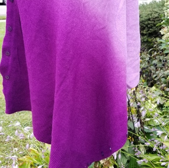Purple ombre tone button scarf - Picture 6 of 8